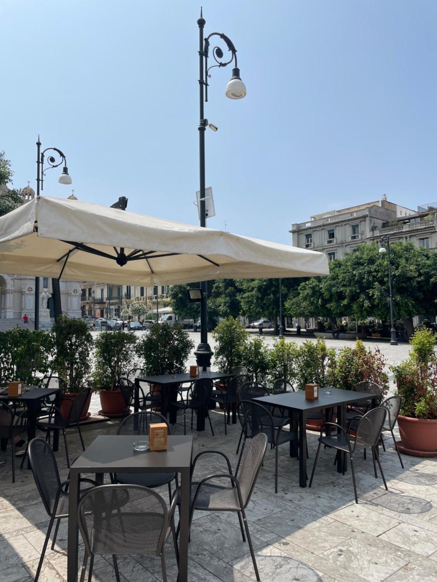 La Cattedrale Hotel Reggio di Calabria Luaran gambar